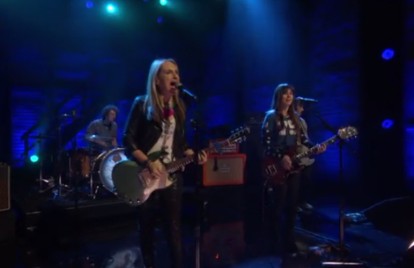 Watch Reunited Veruca Salt Perform For First Time In 18 Years On Conan Spin watch reunited veruca salt perform for