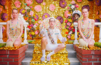 Download Bleachers New Video Is Directed By Lena Dunham Spin For Android Wallpaper Bleachers New Video Is Directed By Lena Dunham Spin For Android Free