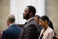 R. Kelly’s Lawyer Files Motion to Move Singer Out of Solitary Confinement