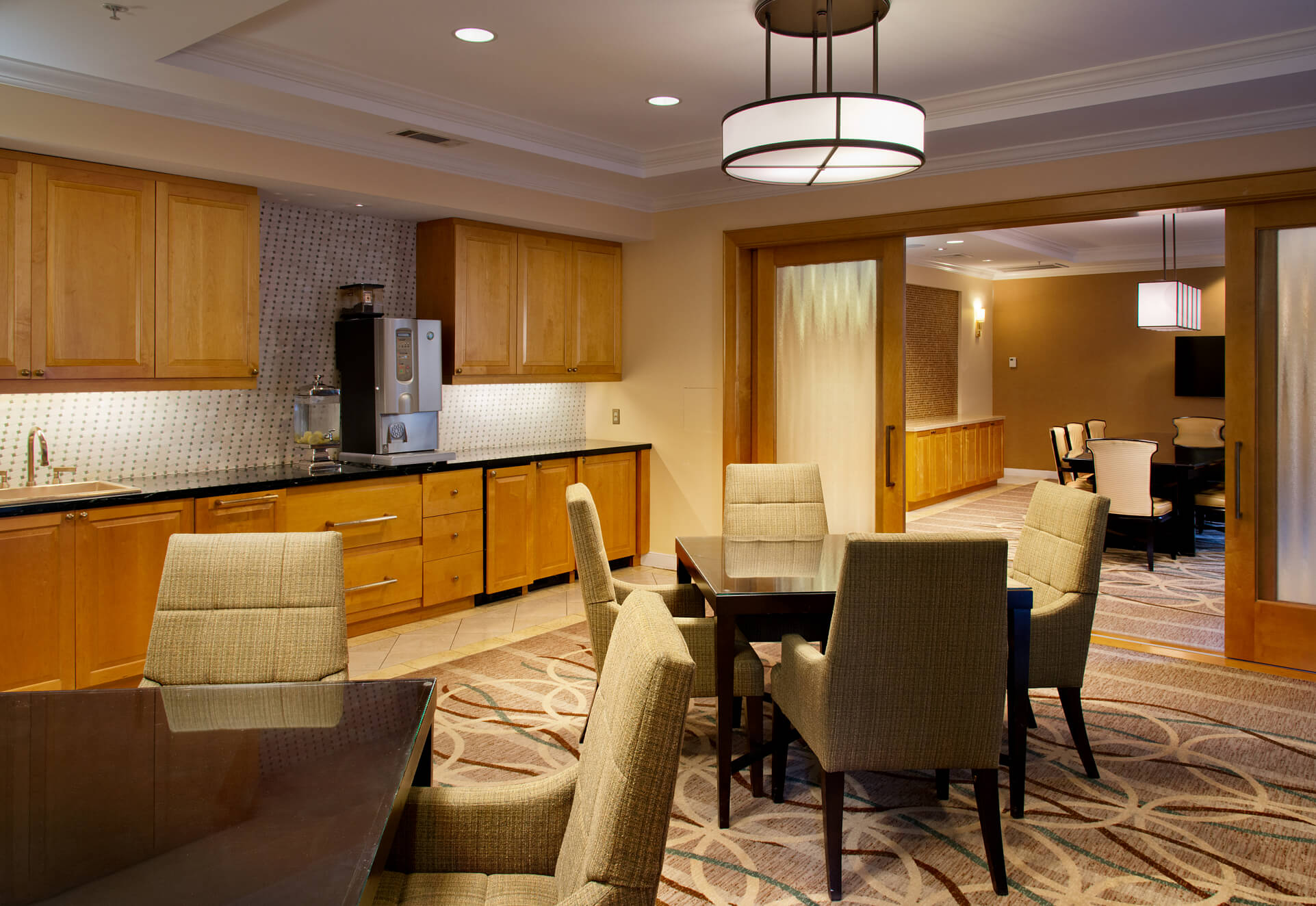 INSTRATA PENTAGON CITY photo 2