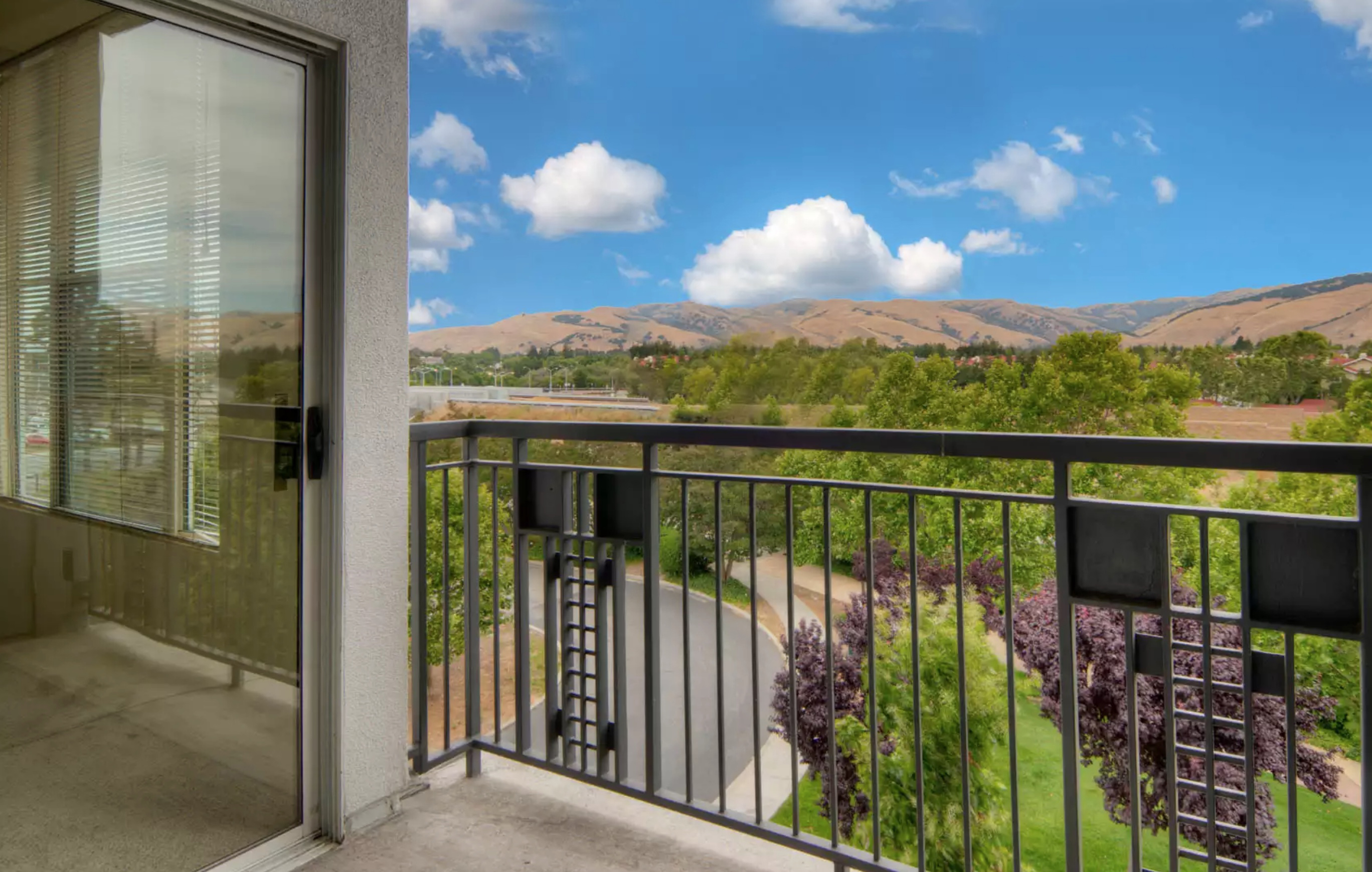 ARCHSTONE FREMONT CENTER photo 9