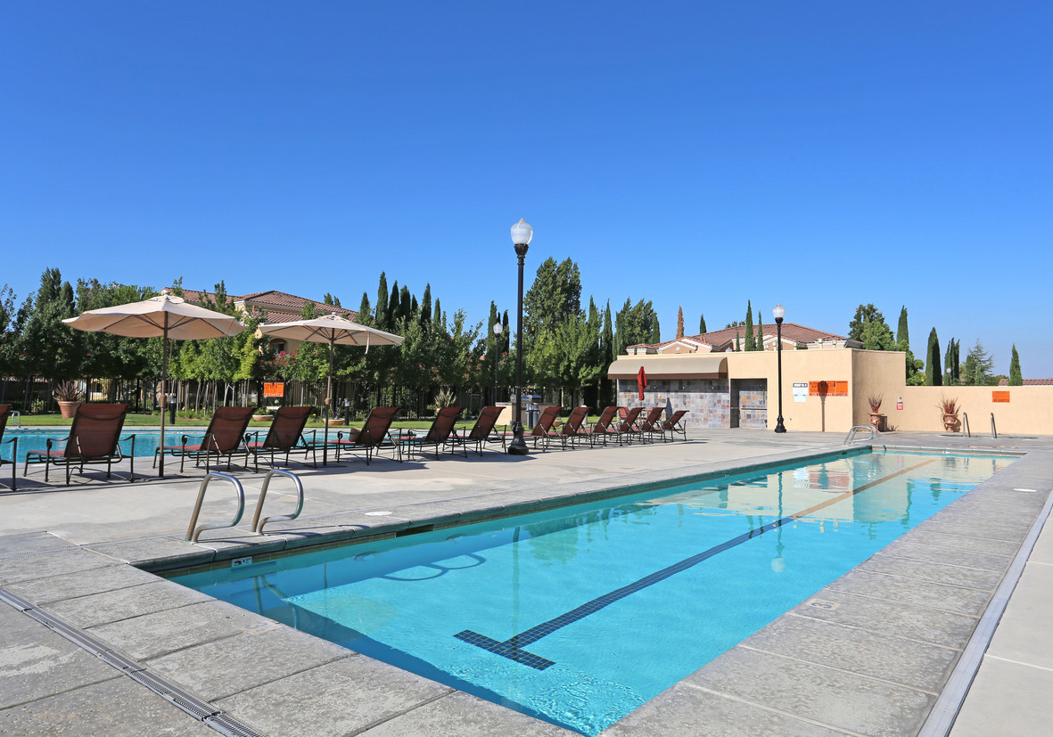 SIENA VILLAS photo 3