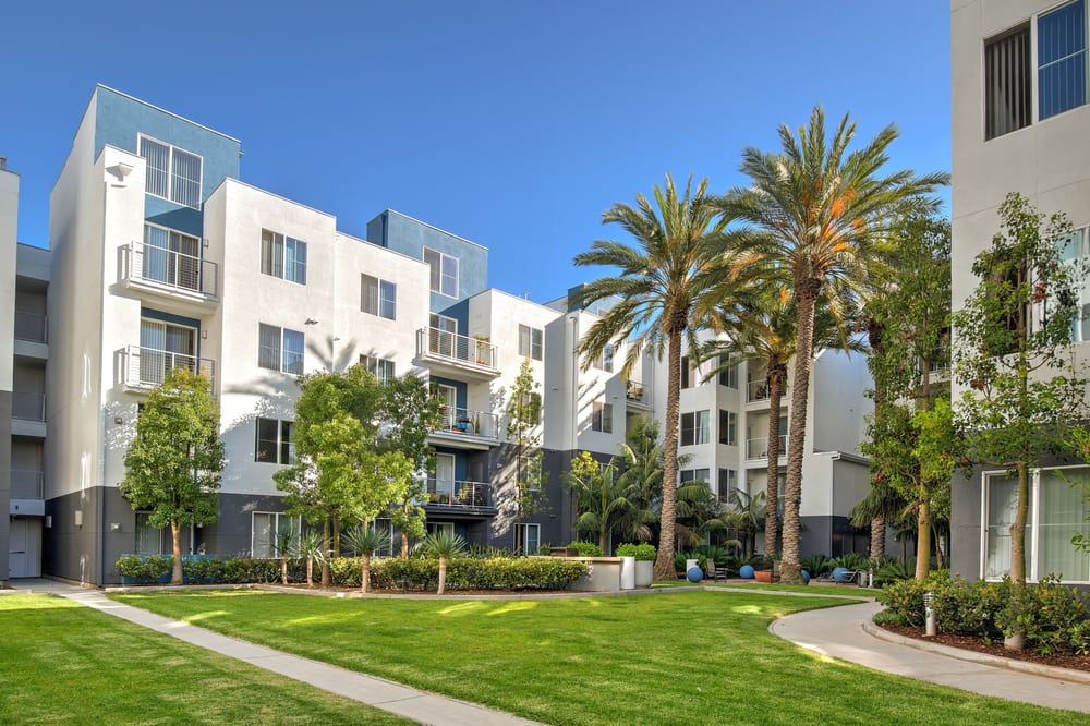 AVALON PLAYA VISTA