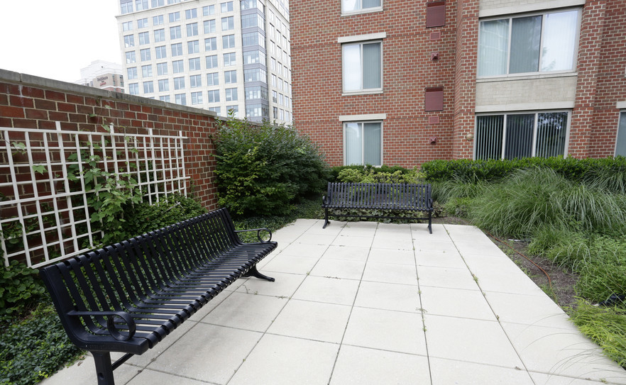 MERIDIAN AT EISENHOWER STATION photo 5