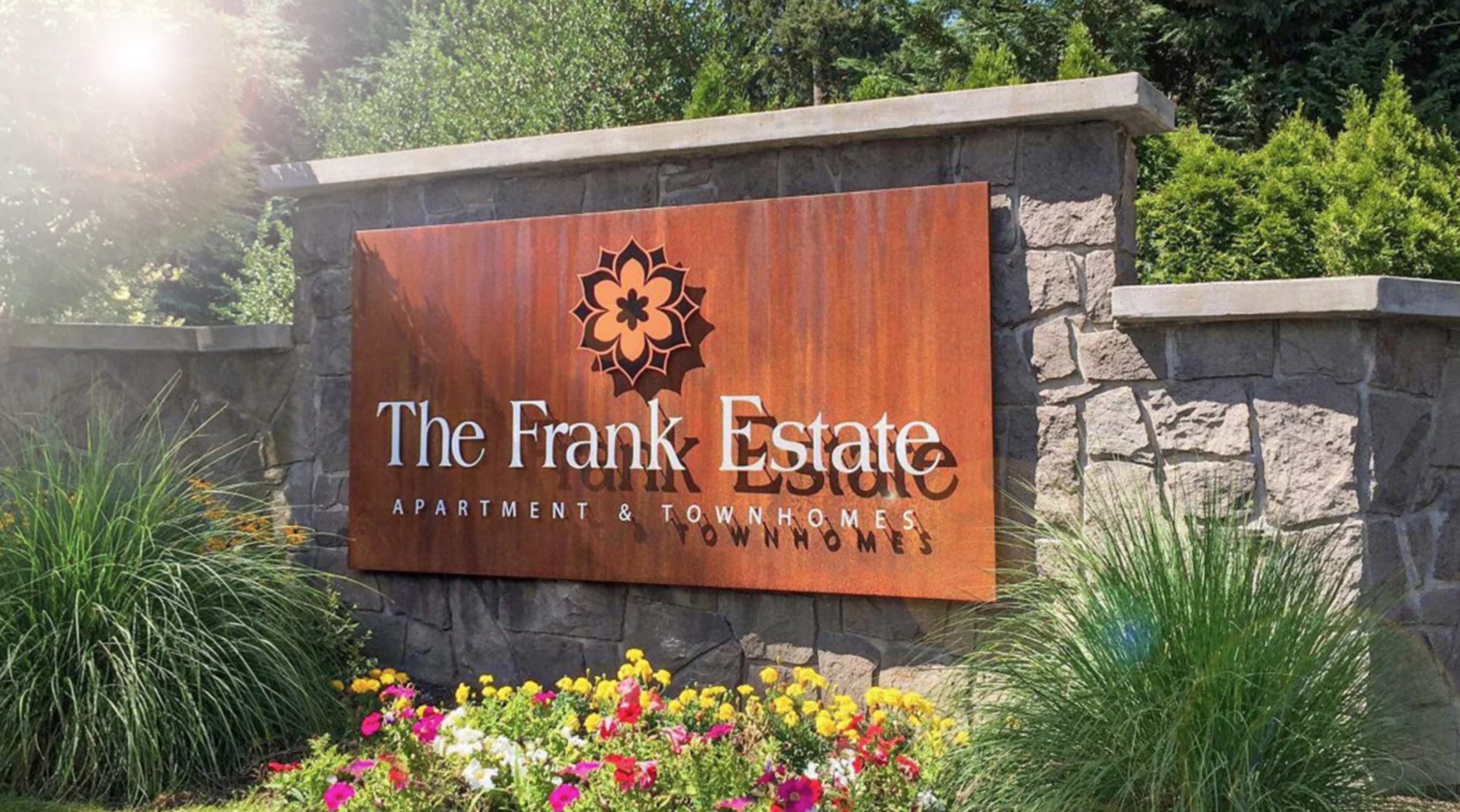THE FRANK ESTATE photo 6