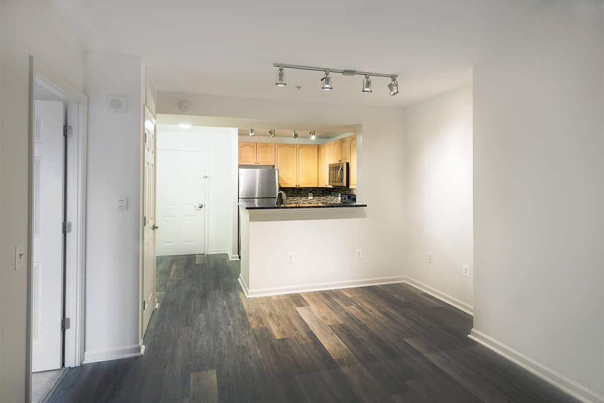 ANDOVER HOUSE photo 8