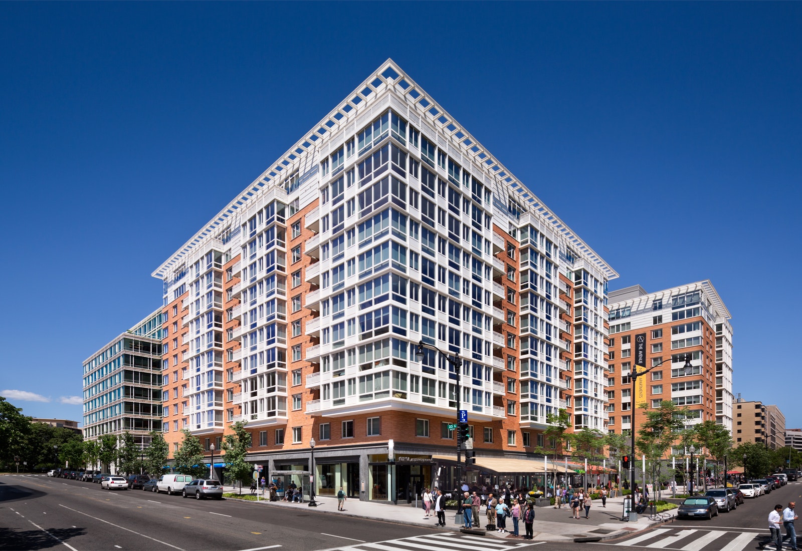 RESIDENCES ON THE AVENUE