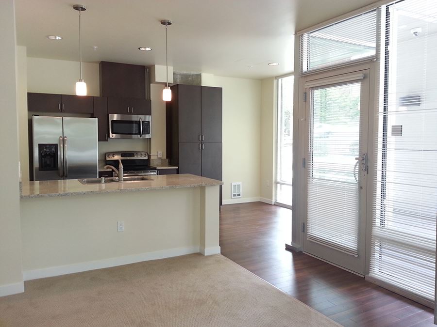 METRO 112 photo 7