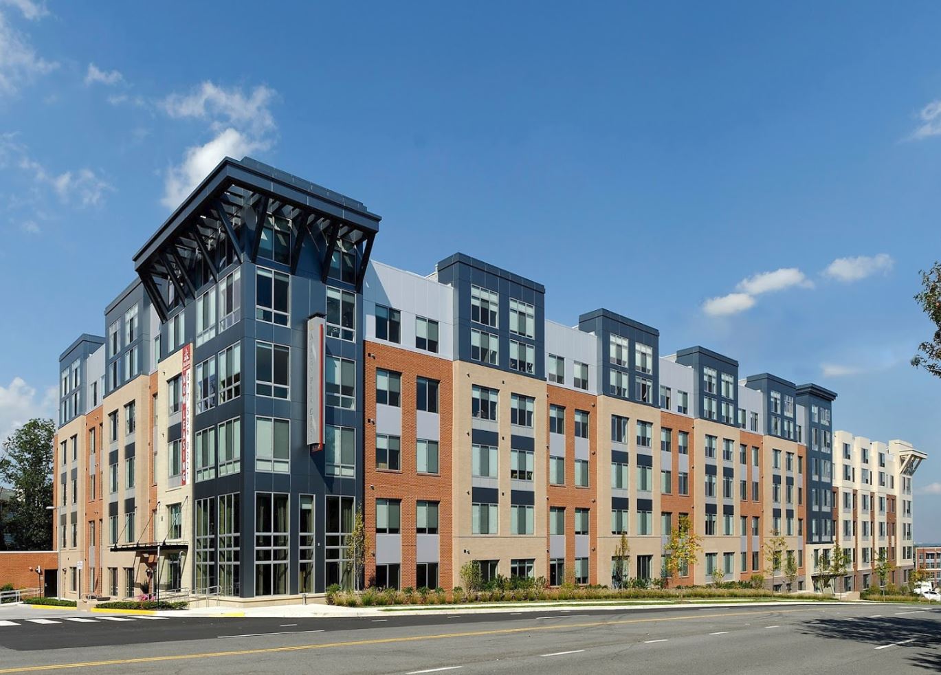 Avalon Park Crest furnished apartments