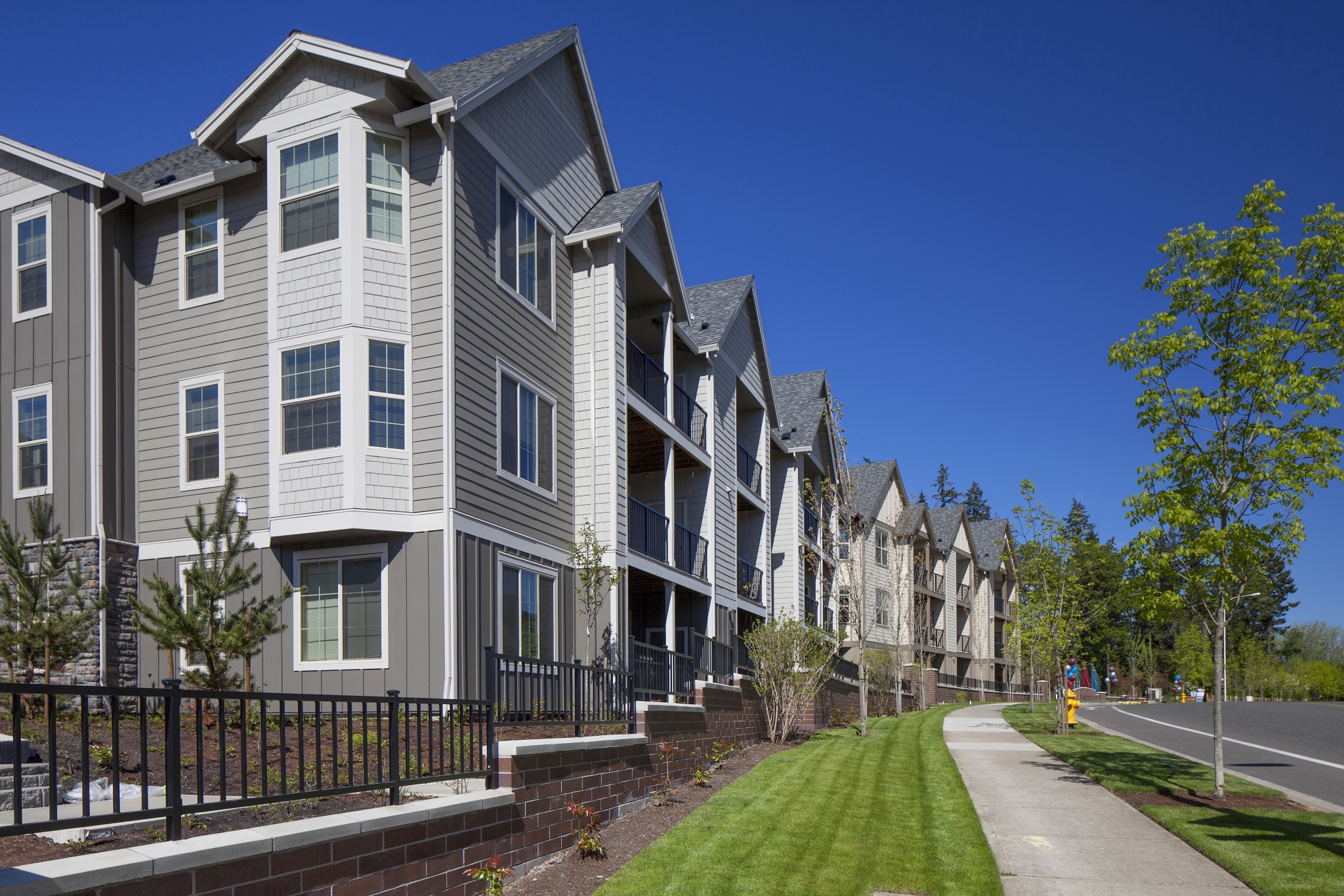 THE JONES APARTMENTS