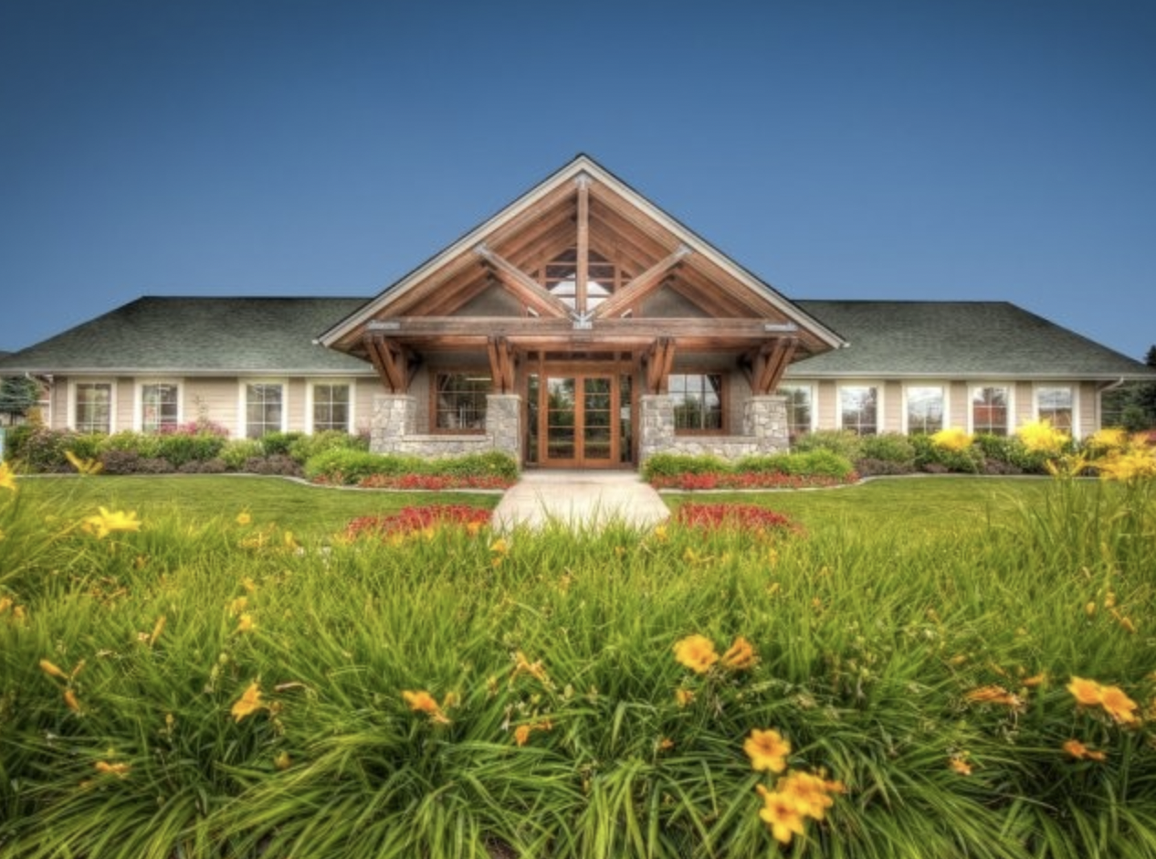 ADIRONDACK LODGE