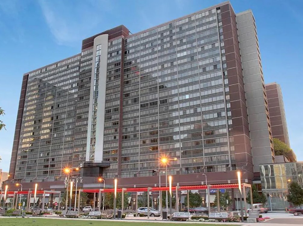 RESERVE SQUARE