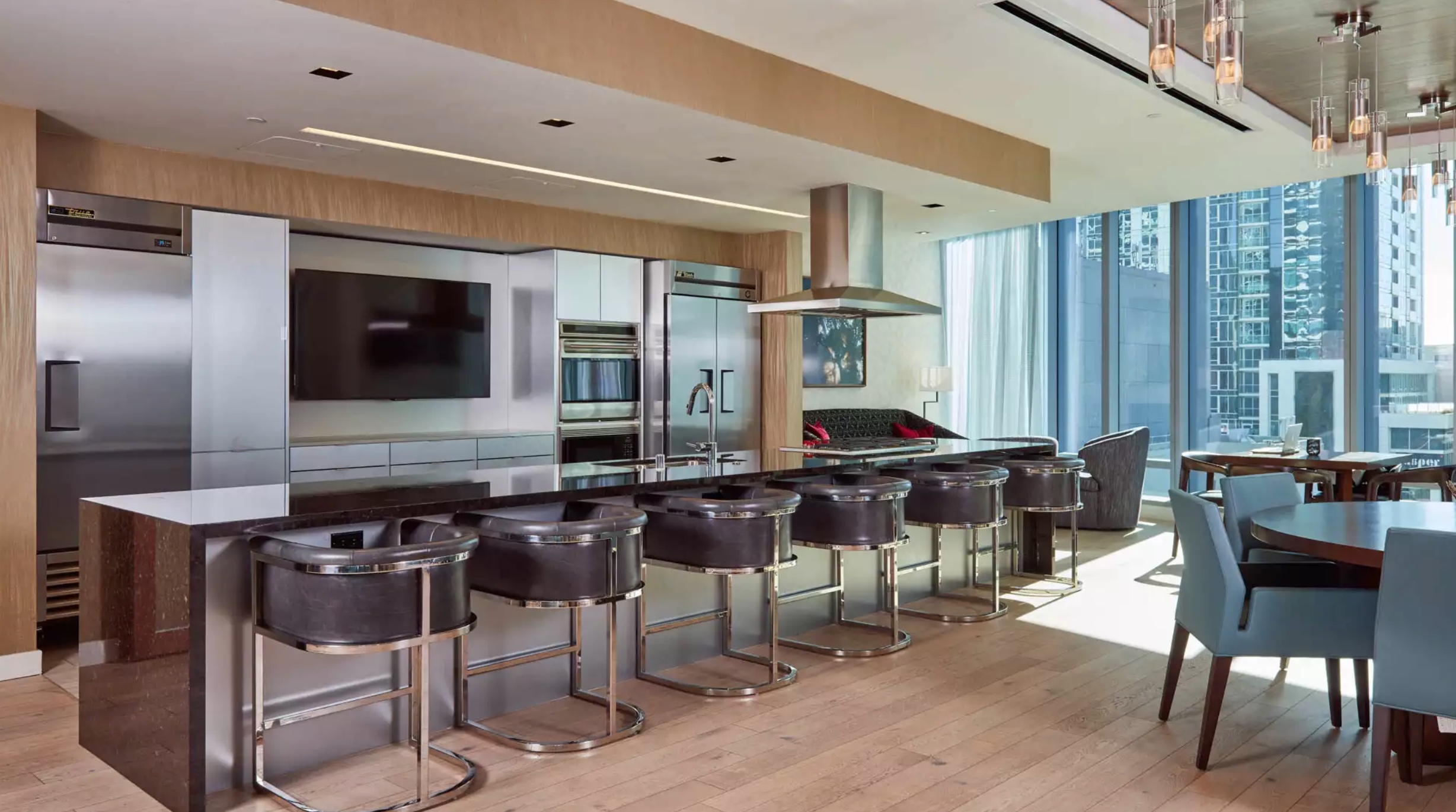 340 FREMONT photo 4