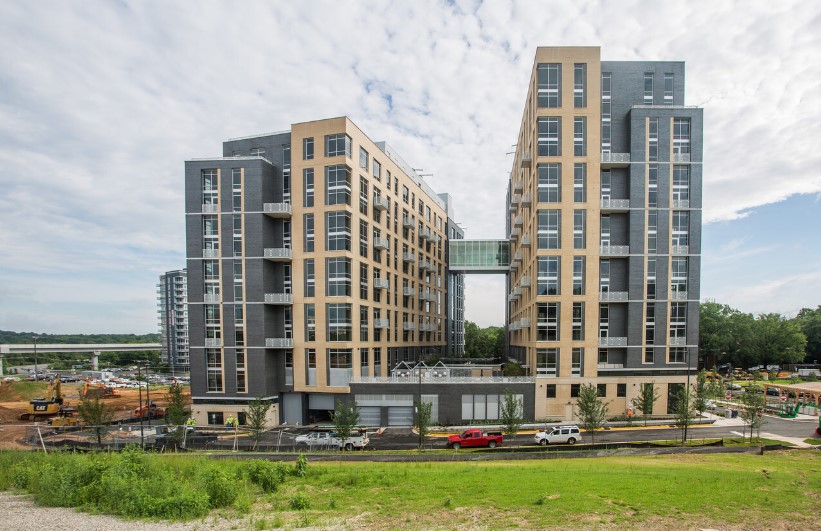 Kingston At Mclean furnished apartments