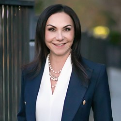 Laura Uribe profile photo