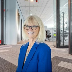 Kat Mitchell profile photo