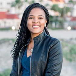 Lola Adeyemo profile photo