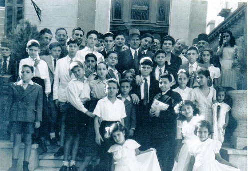 Antebi-Vidal family, at a Bar-Mitzva Ceremony (tephillin) in Neve Shalom Synagogue, in 1947.