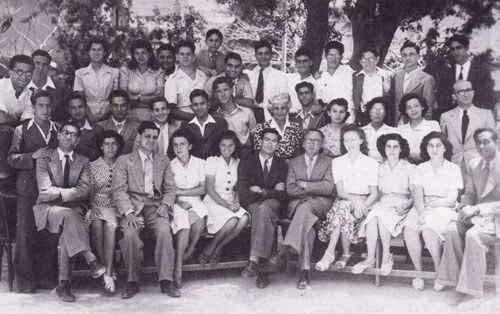 End of the year picture, with Students and Teachers of the terminal year at the ‘Lycée de L ‘Union Juive pour l’Enseignement’ – Alexandria. (From the book “The Golden Era of the Jews of Egypt” by Levana Zamir)
