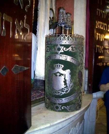 Sefer Torah at ‘Eliahu Hanavi’ Synagogue, Alexandria.