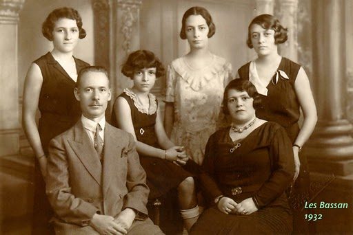 Family portrait 1932 Albert Bivas