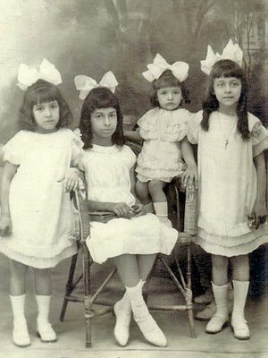 Filles Bassan 1924 Albert Bivas