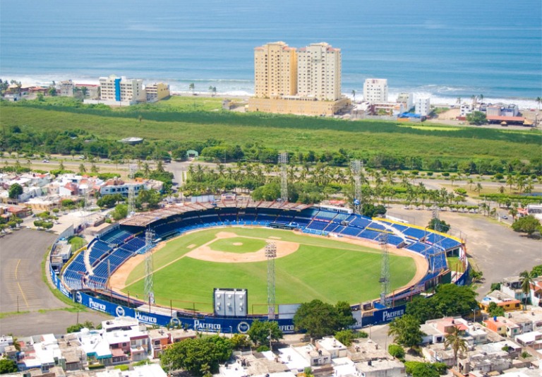 22. ¡Vamos al beisbol!