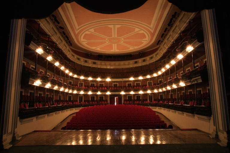 3. Teatro Ángela Peralta