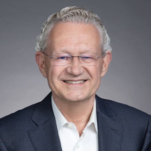 Aart de Geus  Chair & Chief Executive Officer