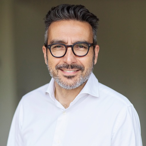 Raúl Suárez Zinio's CEO