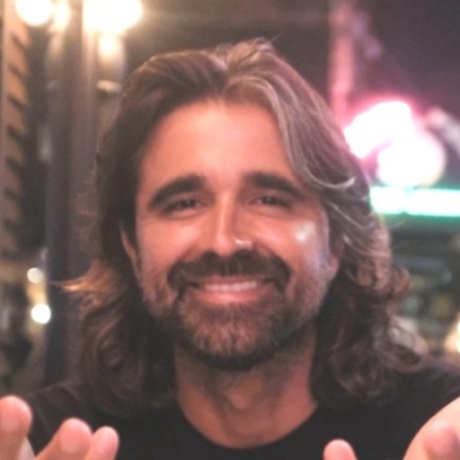 Estefan Ramirez Vazquez  Chief Revenue Officer
