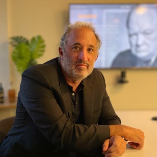 Gregg Mayer SelectLeaders' CEO