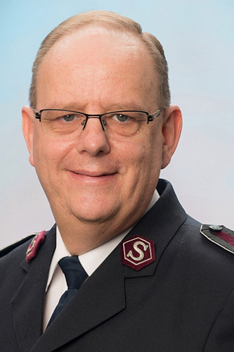 General Andre Cox
