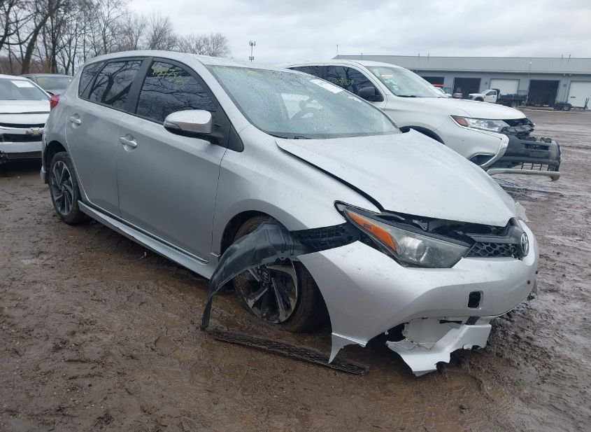 2017 TOYOTA COROLLA IM photo