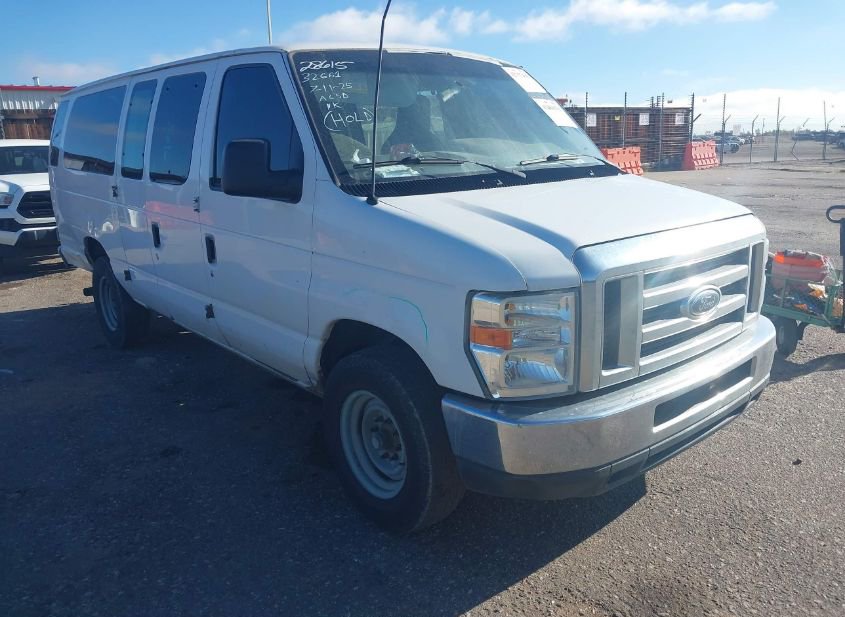 2013 FORD E-350 SUPER DUTY XLT photo