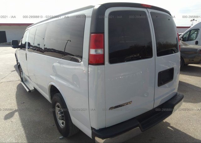 купить 2018 CHEVROLET EXPRESS PASSENGER 1GAWGFFG1J1270727