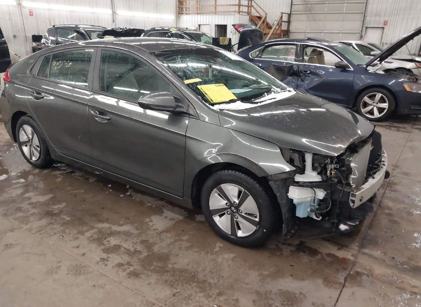 2022 Hyundai Ioniq Hybrid 1.6L photo