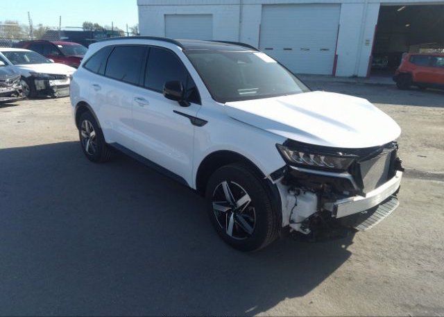 2022 KIA SORENTO (VIN: 5XYRL4LC8NG136471)