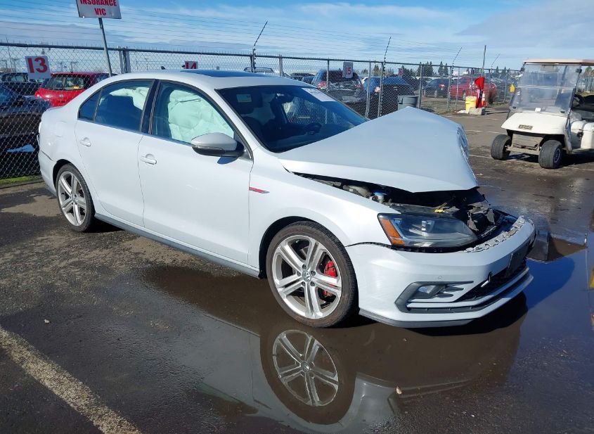 2017 VOLKSWAGEN JETTA GLI photo