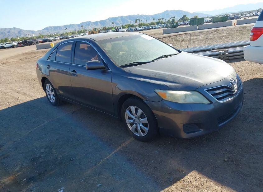 2010 TOYOTA CAMRY LE photo