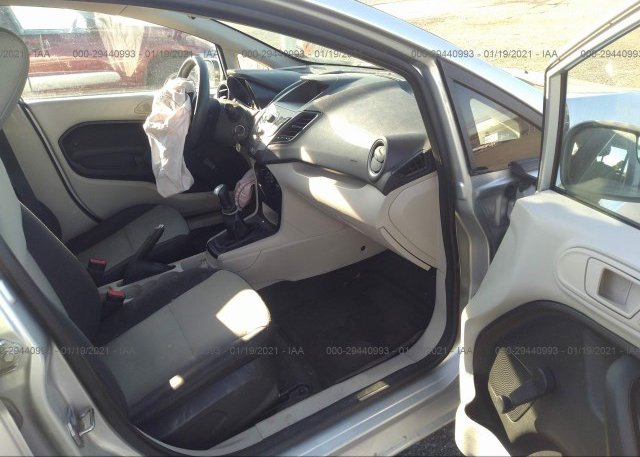 пригнать из сша 2013 FORD FIESTA 3FADP4AJ8DM109049