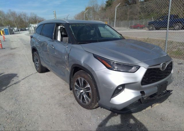 2022 TOYOTA HIGHLANDER (VIN: 5TDHZRBH3NS587959)