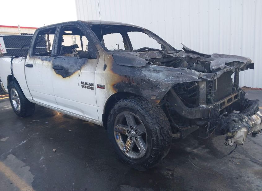 2014 Ram 1500 5.7L photo