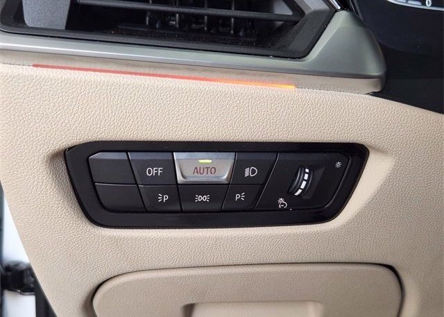 2021 BMW 3 SERIES VIN: 3MW5R1J06M8B82568