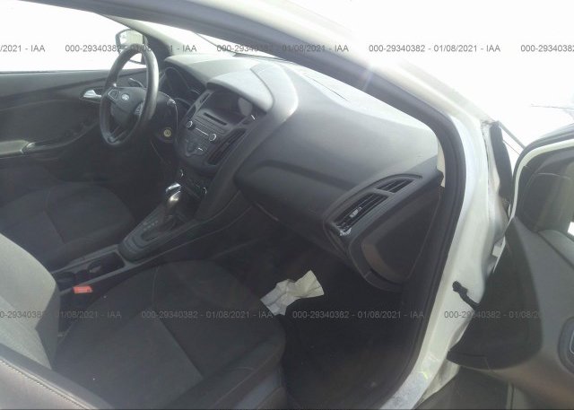 пригнать из сша 2015 FORD FOCUS 1FADP3K20FL253037