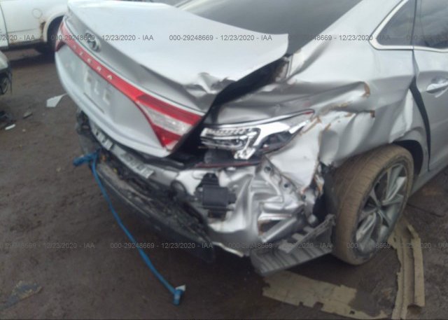 KMHFG4JG2GA501559 2016 HYUNDAI AZERA