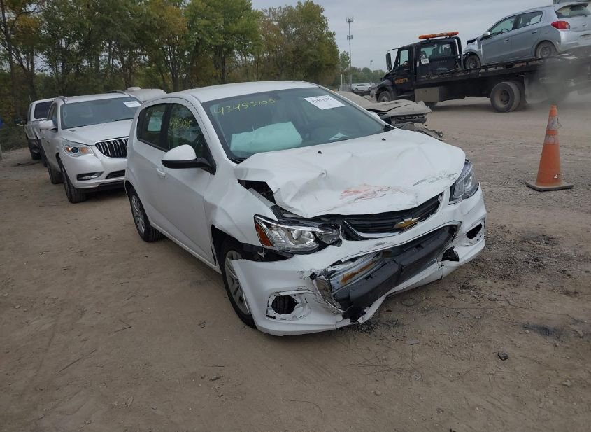 2017 CHEVROLET SONIC LT AUTO photo