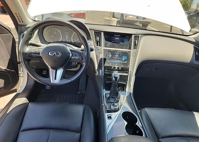 2021 INFINITI Q50(VIN: JN1EV7AP7MM705178
