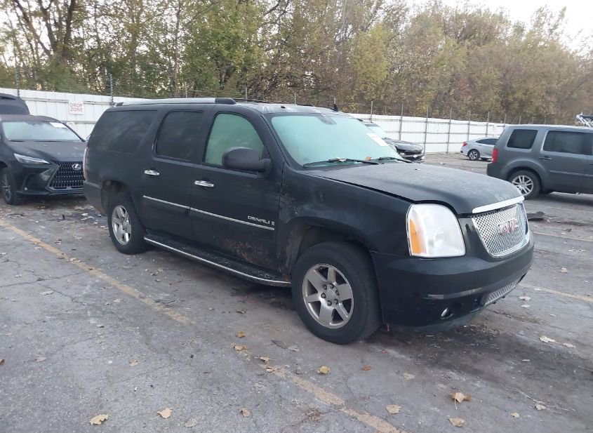 2007 GMC YUKON XL 1500 DENALI photo