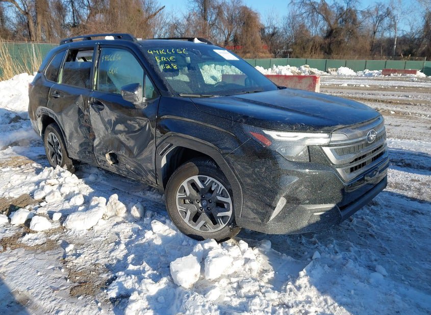 2025 SUBARU FORESTER PREMIUM photo